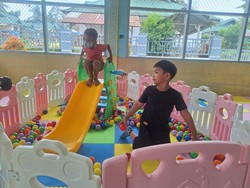 Merawat Ibu, Menjaga Anak, Menguatkan Keluarga Pekerja Kebun di Solok Selatan