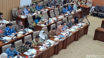 Mendag Minta Tambah Anggaran Rp 1,86 T buat Bangun-Revitalisasi 200 Pasar