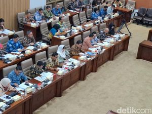 Mendag Minta Tambah Anggaran Rp 1,86 T buat Bangun-Revitalisasi 200 Pasar