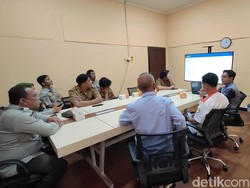 BPBD Surabaya Bersama Ahli Geologi ITS Latih Warga Hadapi Gempa