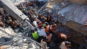 Korban Tewas Apartemen Ambruk di Gaza Bertambah Jadi 21 Orang