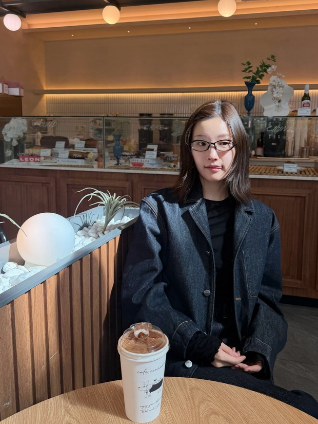 Park So Dam membuka kanal YouTube pribadinya dengan unggahan menikmati jalan-jalan ke Jepang.