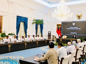 Bahlil Ungkap Instruksi Prabowo di Rapat Dewan Energi Nasional Pertama di 2026