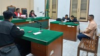 Korupsi Pengadaan Plank Sekolah, Eks Manajer BOS di Labusel Dituntut 2,5 Tahun