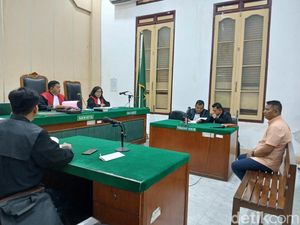 Korupsi Pengadaan Plank Sekolah, Eks Manajer BOS di Labusel Dituntut 2,5 Tahun