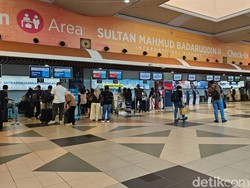 4 Pesawat di Bandara SMB II Palembang Holding, Jarak Pandang 700 Meter