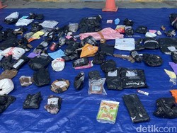 Barang-barang dari Kapal Virgo Ditemukan Penyelam, Banyak Paket Ekspedisi