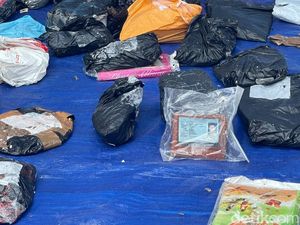 Potret Barang-barang Temuan dari Kapal Virgo, Ada KTP-Paket Ekspedisi