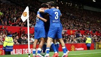 Old Trafford 'Taman Bermain' Brighton & Hove Albion