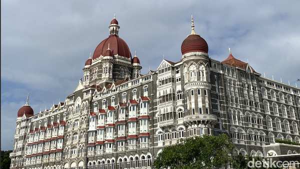 Melihat Budaya Kuno di Mumbai: Pahatan Batu-Monumen Raja George V Inggris