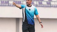 Persita Bersiap Tantang Persija yang Masih Sempurna