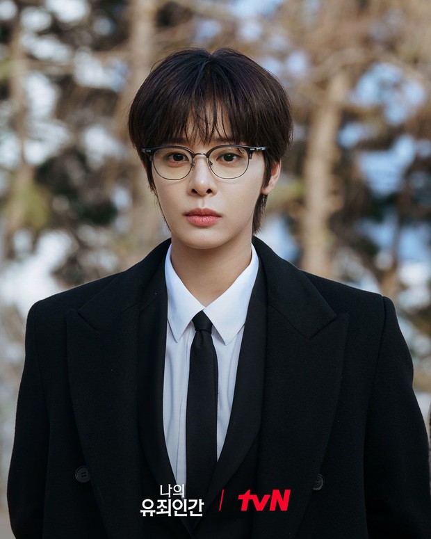 Potret Seol In Ah dalam drama 'Love in Disguise'/ Foto: instagram.com/tvn_drama Seol In Ah bertransformasi menjadi laki-laki dalam perannya di drama 'Love in Disguise'.