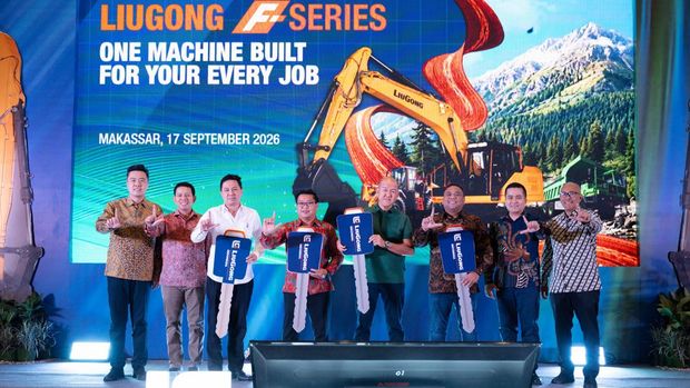 PT LiuGong Machinery Indonesia memperkenalkan rangkaian excavator F-Series terbaru kepada pelanggan, dealer, dan mitra pembiayaan di Makassar, Sulawesi Selatan. (Doc LiuGong)