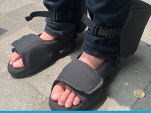 Sandal Bikinan Mahasiswa UGM Ini Bisa Deteksi Komplikasi Diabetes