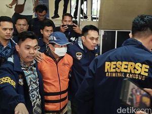 Sekda Lampung Tengah Ditahan Usai Mangkir Panggilan Kasus Korupsi Honorer