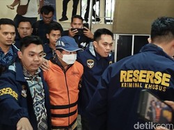 Isi Garasi Sekda Lampung Tengah yang Ditahan Gara-gara Kasus Guru Honorer Fiktif