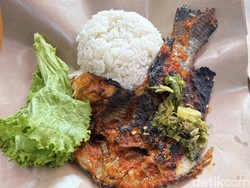Sinar Surya: Laris Manis! Ikan Bakar Padang Tendaan Rp33 Ribu di Benhil