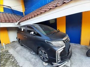 Murmer! Lelang Toyota Alphard Mulai Rp 50 Juta, Ada STNK-BPKB