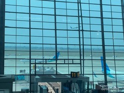 Nongkrong di Soetta, Nonton Pesawat dari Dekat Tanpa Tiket
