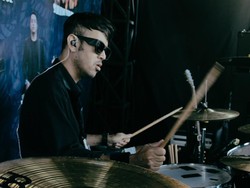 Kabar Duka, Aries Drummer Band Garasi Meninggal Dunia