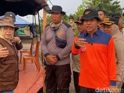 Sudah Hampir 2 Pekan TNTP Terbakar, Bupati Kobar Minta Water Bombing