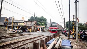 Perlintasan Rel Simpang Pasar Minggu Akan Ditutup