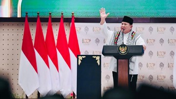Gema Free Palestine dari Prabowo saat Momen 1 Abad Ponpes Gontor
