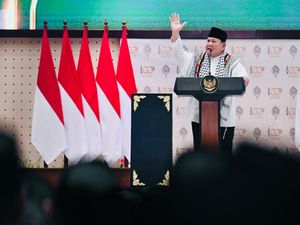 Gema Free Palestine dari Prabowo Saat Momen 1 Abad Ponpes Gontor
