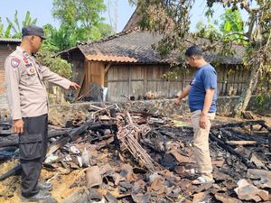 Rumah dan 3 Motor di Grobogan Ludes Terbakar gegara Ditinggal Saat Masak