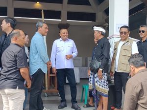 Bupati Mahayastra Minta Perbekel Terpilih Optimalkan Potensi Ekonomi Desa