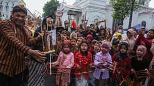 Merawat Warisan Musik Tradisional Lewat Pagelaran 1.000 Angklung Nusantara