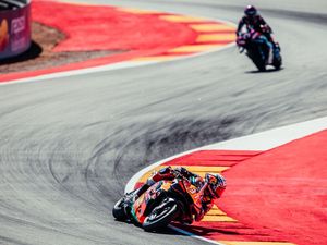 Hasil MotoGP Austria 2026: Acosta Balas Dendam, Marquez Keok!