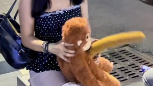 Ketawa-ketawa di Konten Ternyata Jadi Korban Pelecehan Boneka Tunjungan