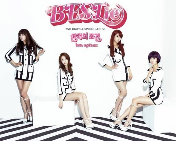 Ada banyak faktor yang mempengaruhi naiknya lagu Love Options dari BESTie ke urutan tangga lagu. Faktor utamanya adalah lagu catchy dengan lirik relate.
