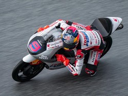 Hasil Moto3 Austria: Drama! Perjuangan Veda dari P19 ke P4, Terpaksa ke P13