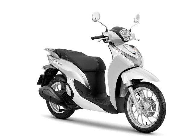 Lihat Lebih Dekat Wujud Honda SH Mode Terbaru yang Dijual Mulai Rp 41 Jutaan