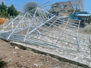 Huntara Korban Gempa di Manggarai Timur Roboh Diguncang Gempa Susulan M 5,3