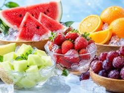 Cuaca Panas Bikin Suasana Jadi Gerah? Coba Nikmati 5 Buah Dingin Ini