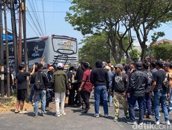 Sidang Tuntutan Sudewo Diwarnai Kericuhan, Ponsel Jurnalis Dirusak Massa