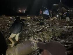 Video: Banjir Bandang Terjang Arosuka, Akses Padang-Solok Lumpuh