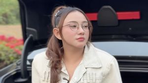 Meisita Lomania Unboxing Mobil Hasil Ditipu Eks Pacar: Tebus Rp 1,1 Miliar