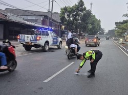 Kecelakaan di Sukabumi: Pemotor Luka Usai Terlindas Truk
