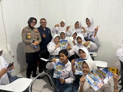 Polrestro Bekasi Kota Hadir di 126 SMK Perkuat Program Bapak Asuh