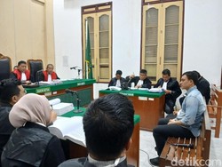 Ponakan Walkot Tebing Tinggi Pakai Uang Suap Jaringan Internet untuk Bayar Kuliah
