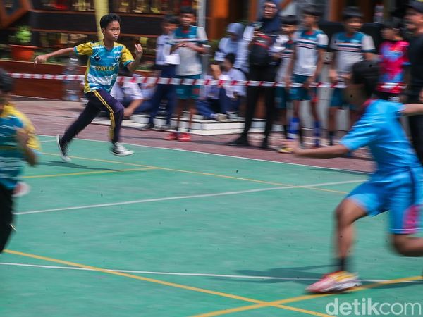 Siswa Adu Ketangkasan di Kejuaraan Hadang