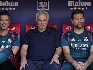 Madrid Tercecer dari Barcelona, Mourinho: Yang Penting Akhir Musimnya