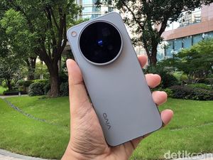Menggenggam Vivo X500 Pro Max di Shanghai, Ada Telefoto 200 MP!