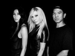 Donatella Versace Bangun Label Fashion Baru, Setahun Setelah Tinggalkan Versace