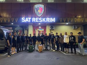 2 Pembobol Minimarket yang 11 Kali Beraksi Ditangkap Saat Jadi Badut Jalanan