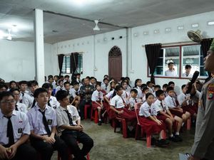 Green Policing Goes to School, Polisi di Riau Ajak Siswa SD Rawat Alam